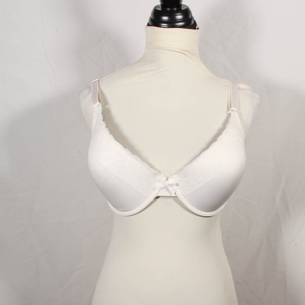 NWOT White Underwire Bra w/ Lace Trim – Size 38DD/40D, Padded